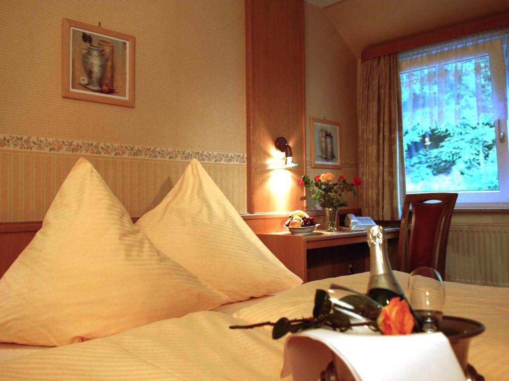 Hotel Weinschanke Rohdental Hessisch Oldendorf Quarto foto